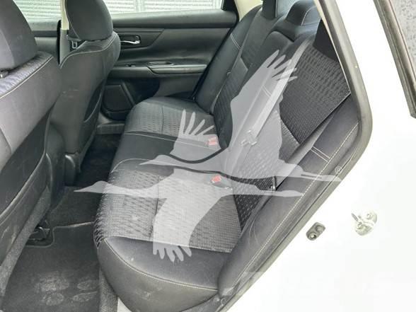 Nissan ALTIMA Kistehergépjárművek