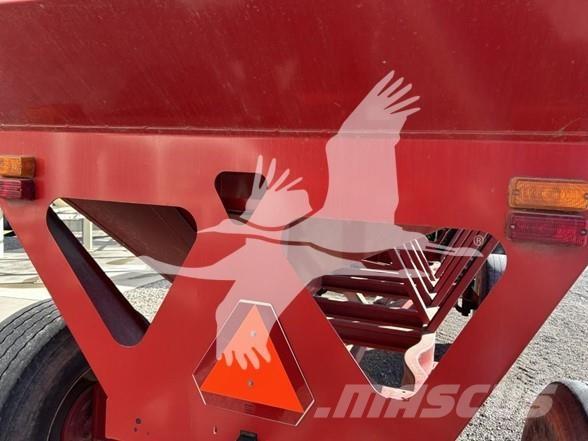 Parker 605 Gabona átrakó kocsik