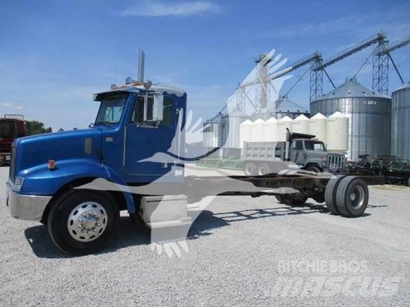 Peterbilt 330 Fülkés alváz