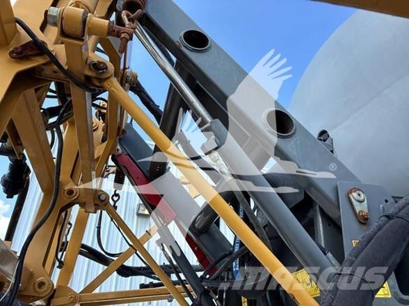 RoGator RG700 Önjáró trágyaszórók