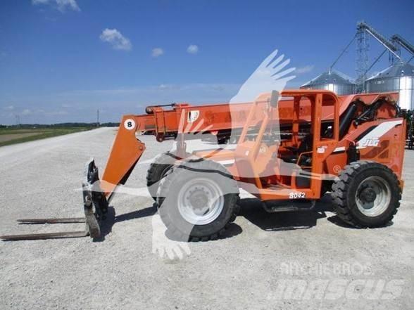 SkyTrak 8042 Teleszkópos rakodók