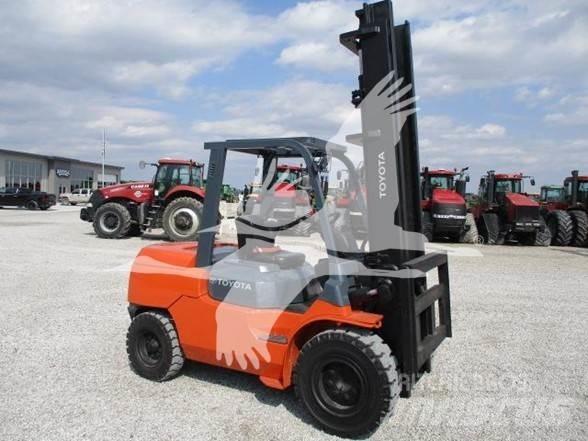 Toyota 7FDU45 Dízel targoncák