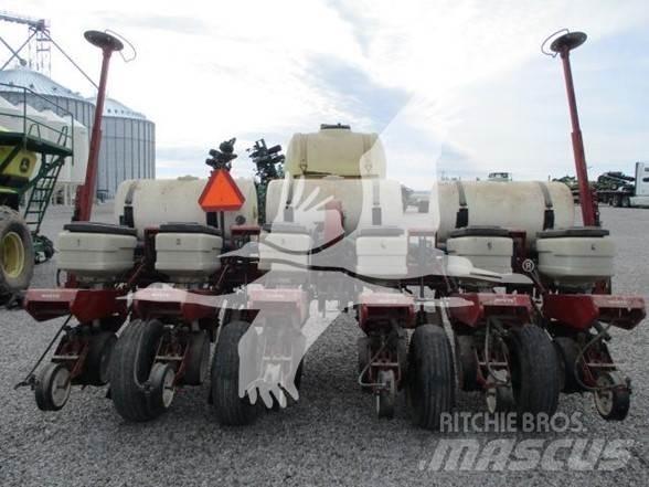 White 6100 Szemenként vetőgépek