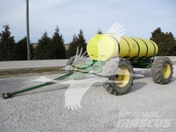 YETTER 1600 Műtrágyaszórók