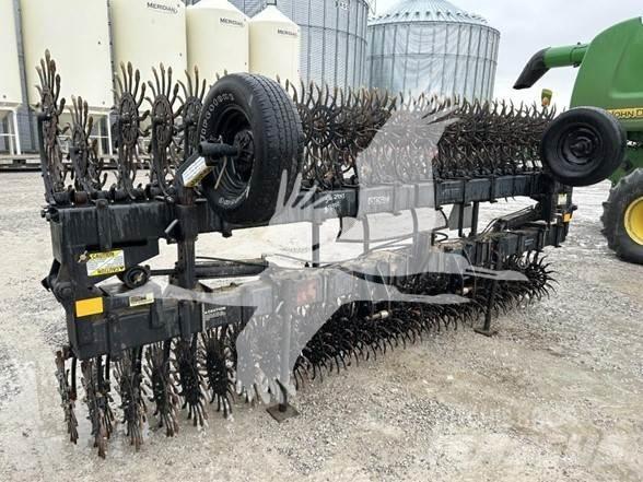 YETTER 3530 Egyéb talajművelő gépek és berendezések