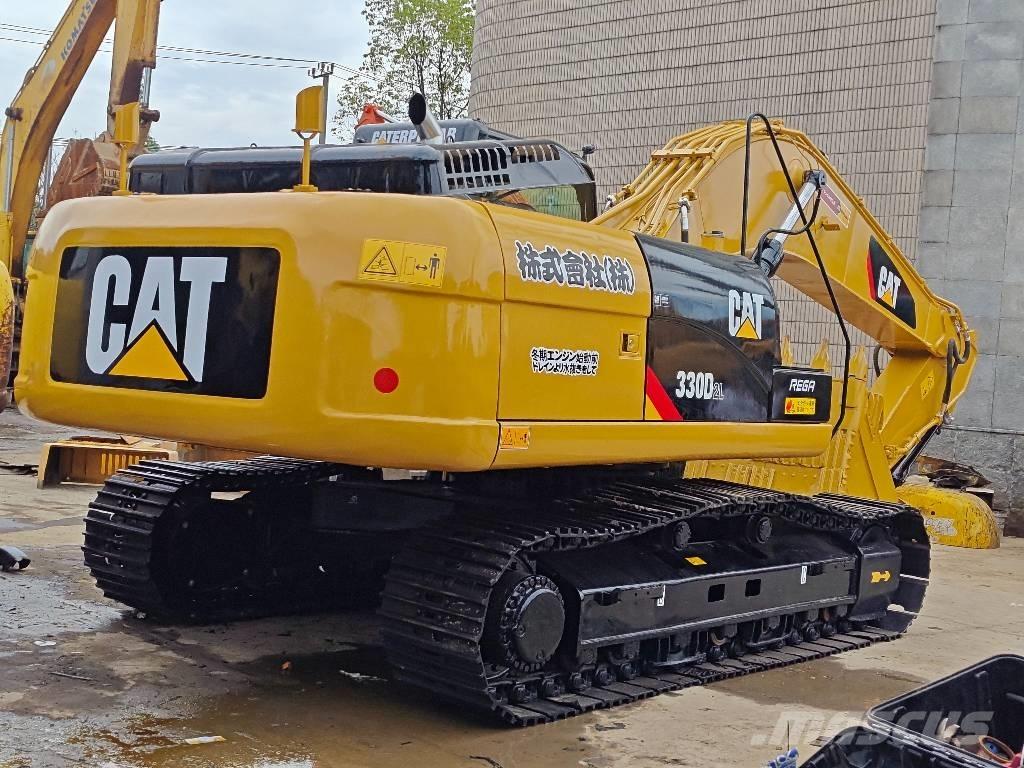 CAT 330D2L Lánctalpas kotrók