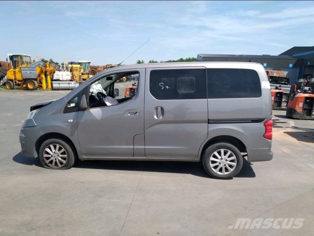 Nissan NV 200 Transporterek