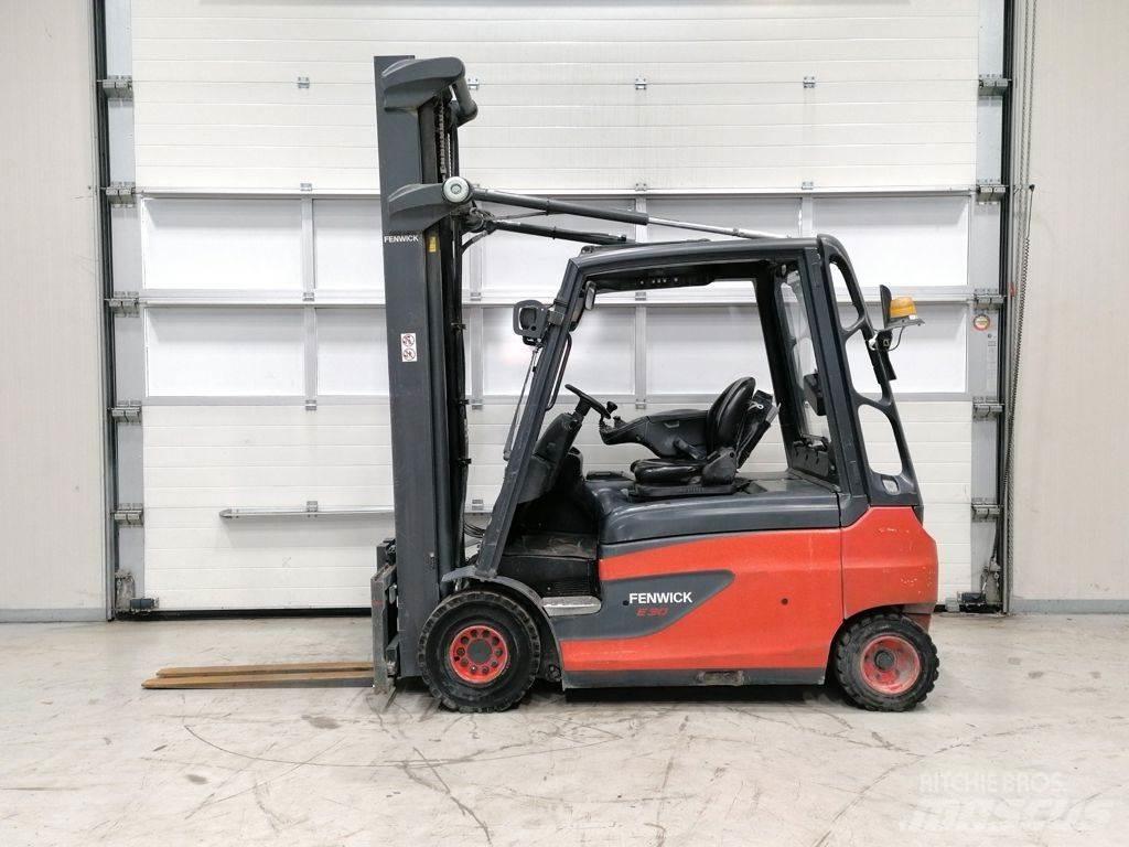 Linde E30L-01 Elektromos targoncák