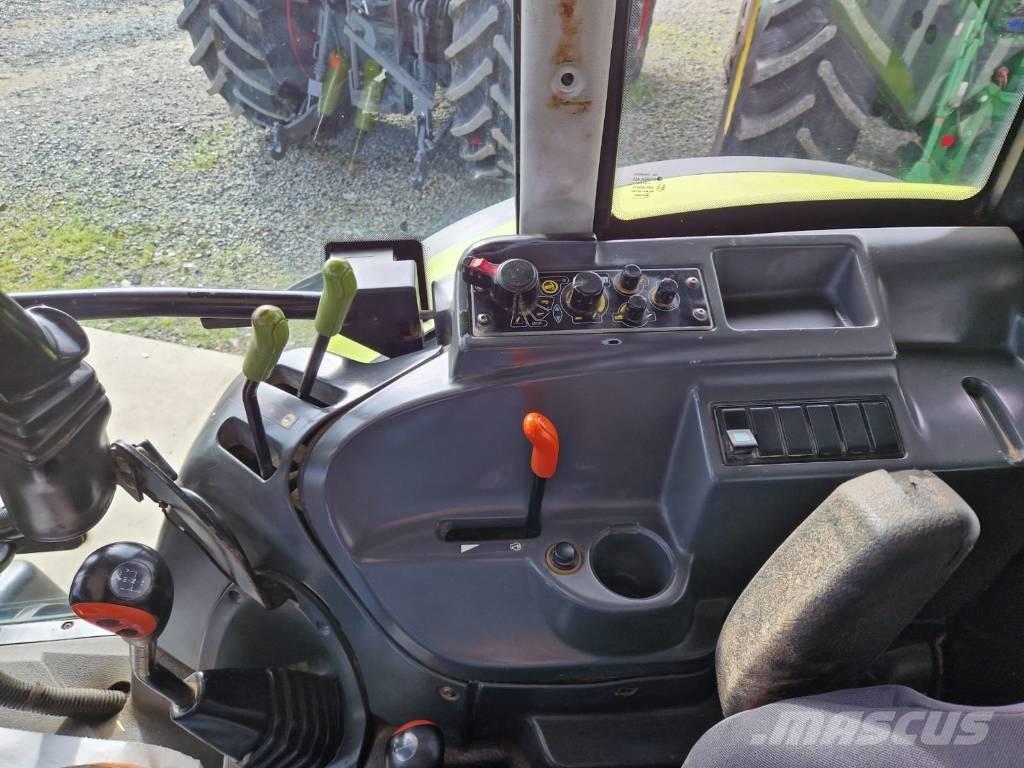 CLAAS Axos 320 CX Traktorok