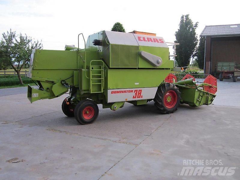 CLAAS Dominator 38 Kombájnok