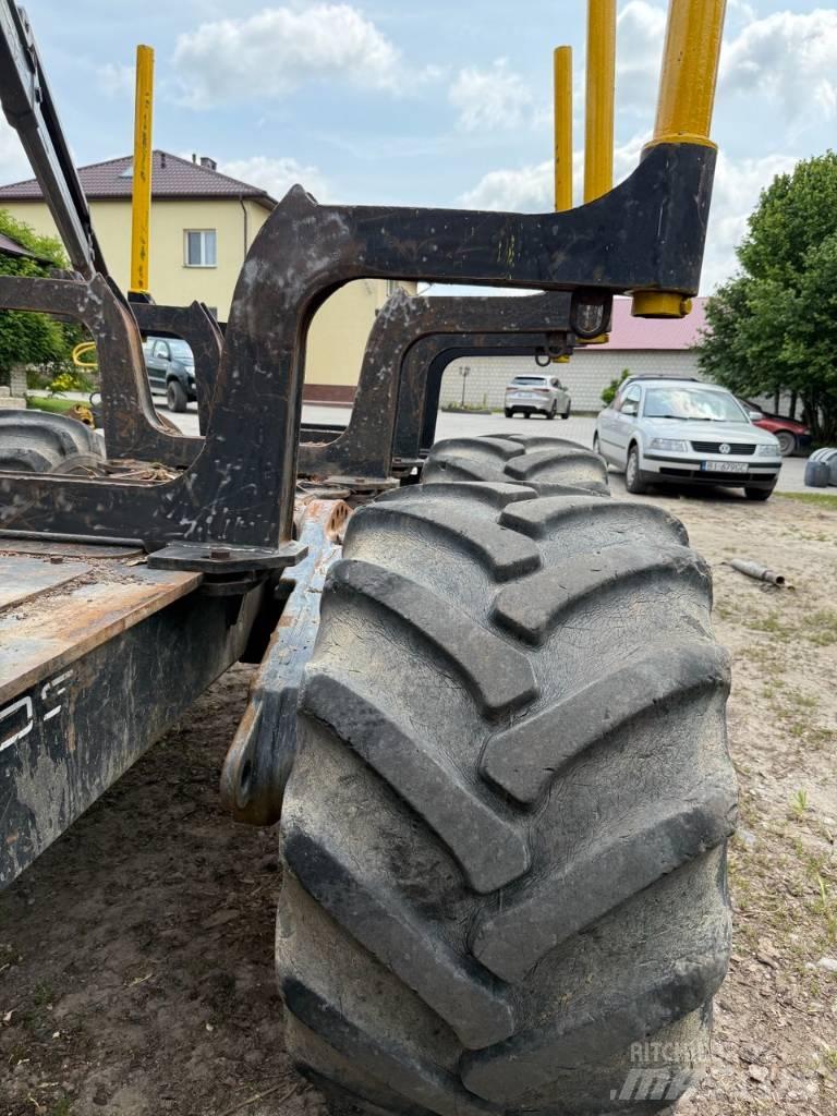 Valtra + KRONOS T 193 Traktorok
