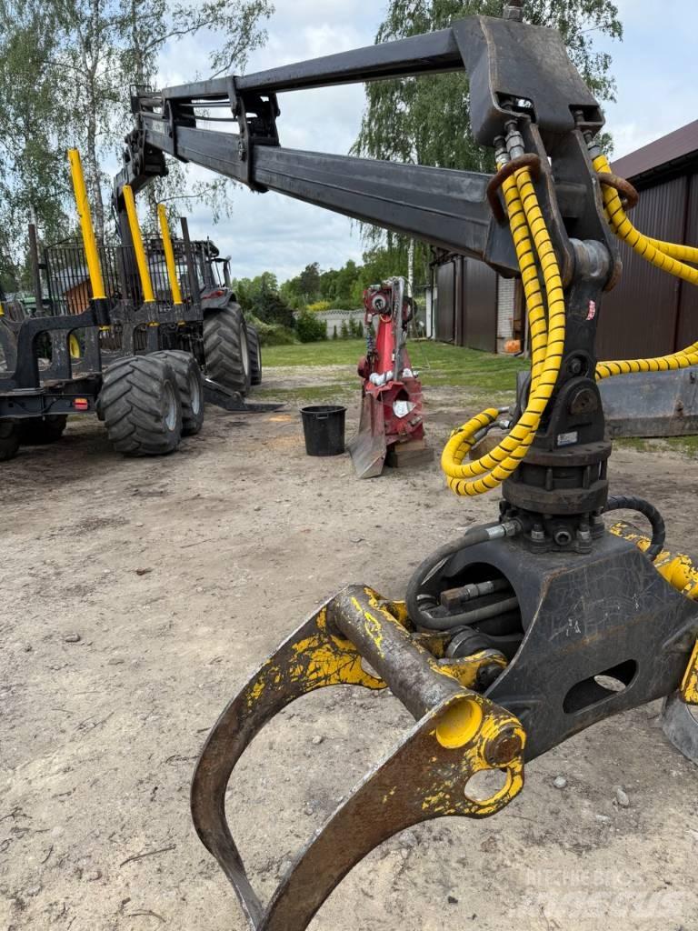 Valtra + KRONOS T 193 Traktorok