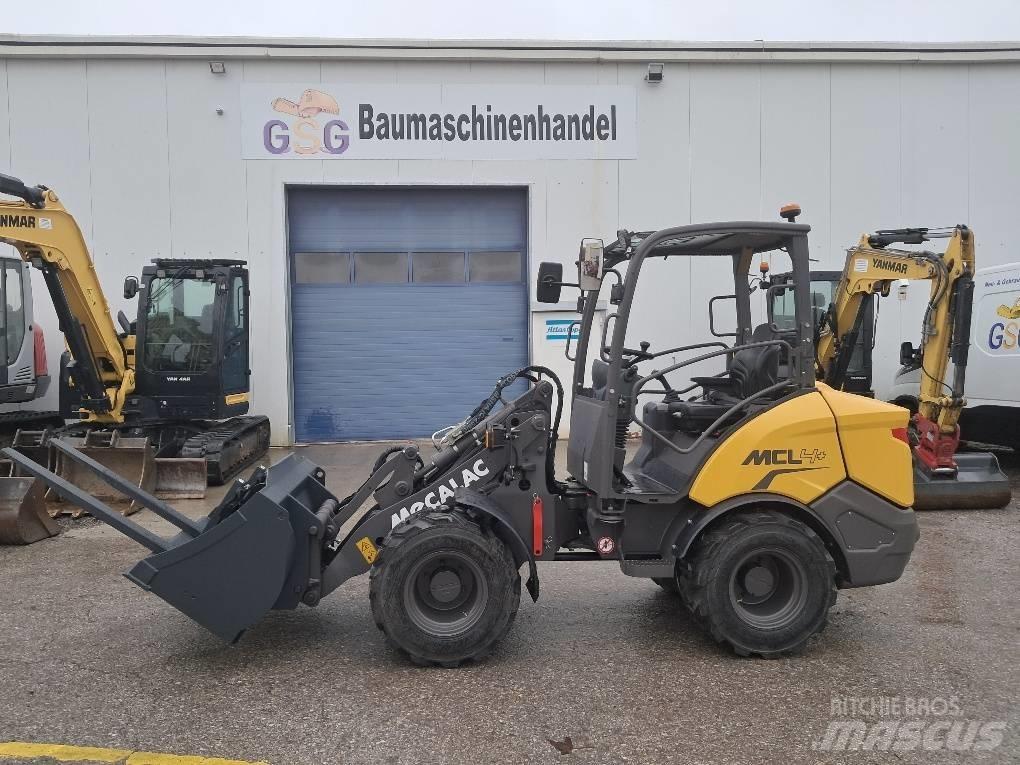 Mecalac MCL 4+ Gumikerekes homlokrakodók