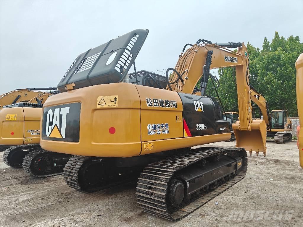 CAT 329 D2 L Lánctalpas kotrók