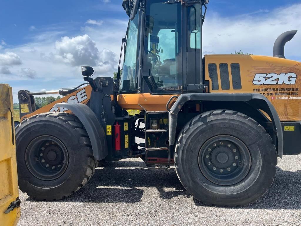 CASE 521 G gummiged Gumikerekes homlokrakodók