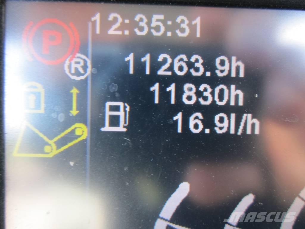 Liebherr L546 Gumikerekes homlokrakodók