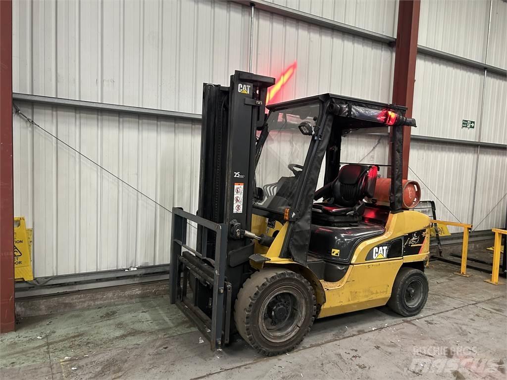 CAT GP35NT Gázüzemű targoncák