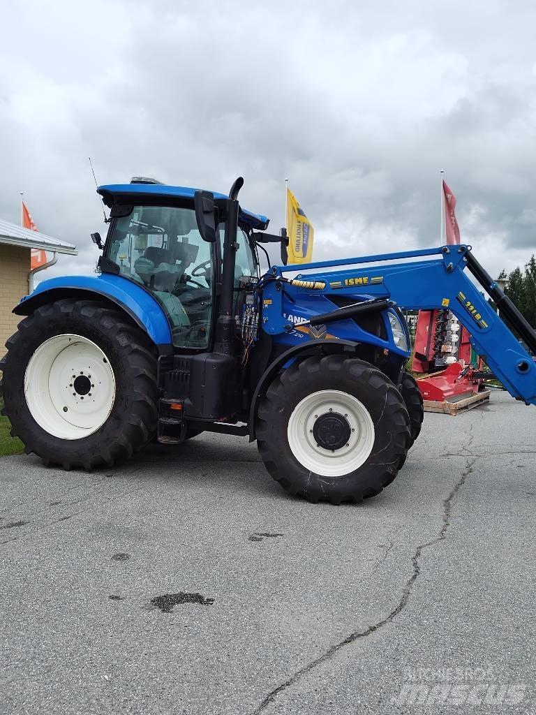 New Holland T7.210AC Traktorok