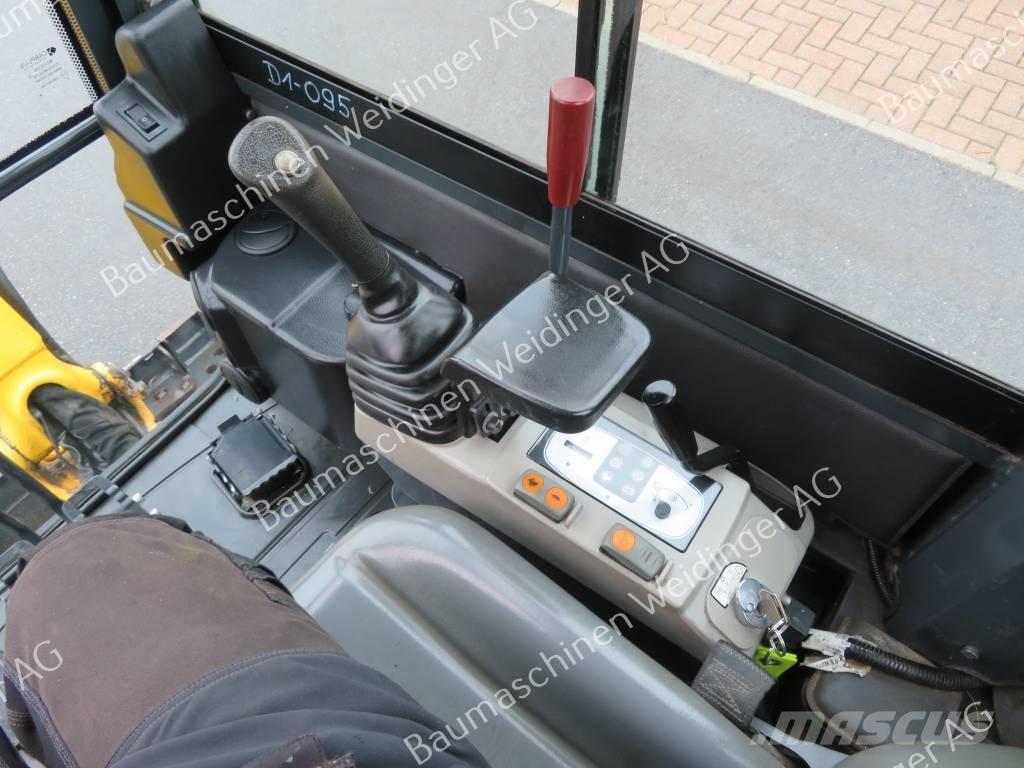 Komatsu PC 16 Mini kotrók < 7t