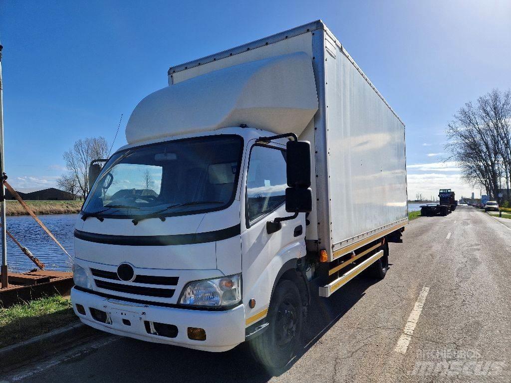 Hino 3815 Dobozos teherautók