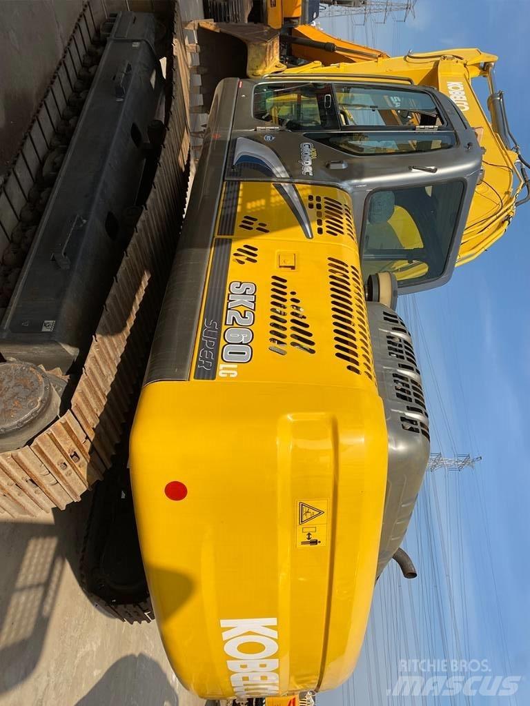 Kobelco SK260 Mini kotrók < 7t