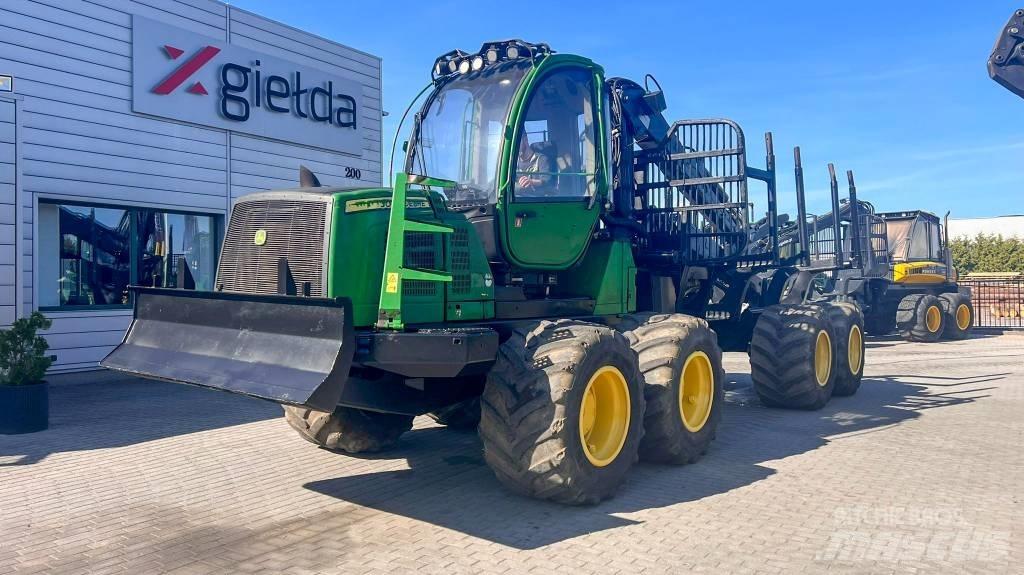 John Deere 1210E Kihordók