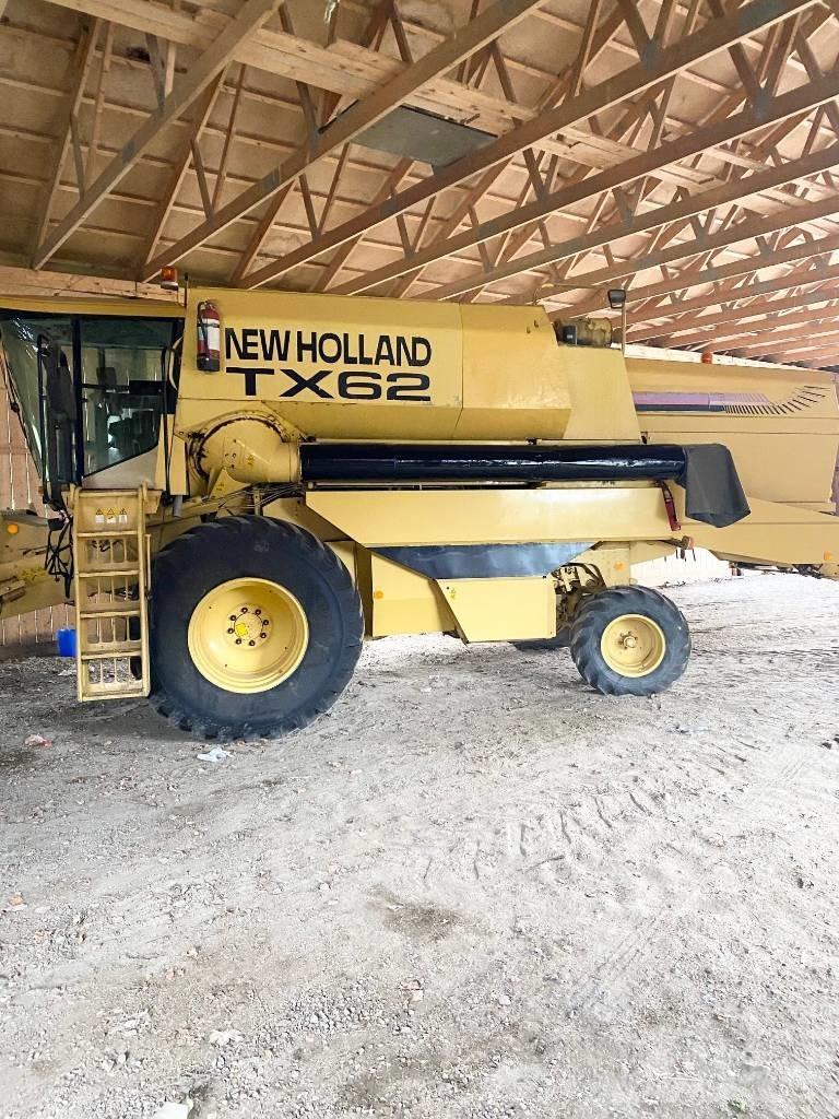 New Holland TX 62 Kombájnok