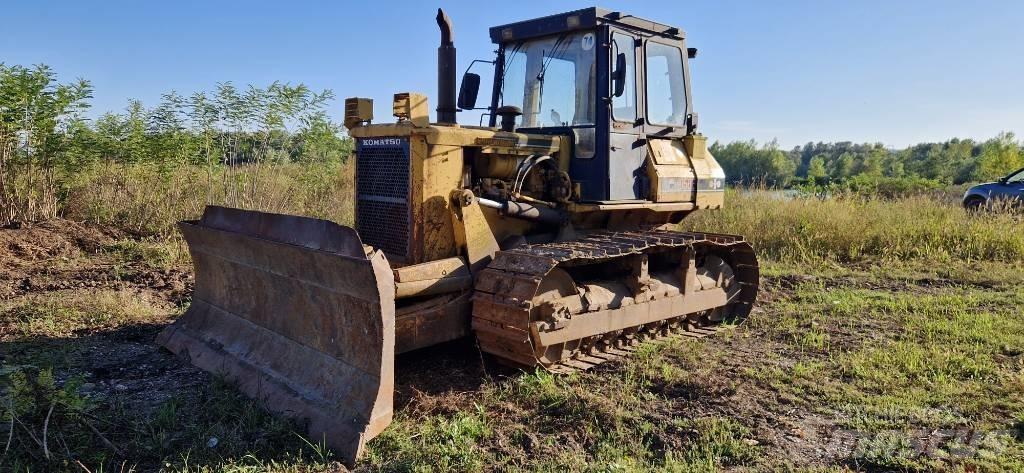 Komatsu D 58 E-1 lánctalpas dózerek
