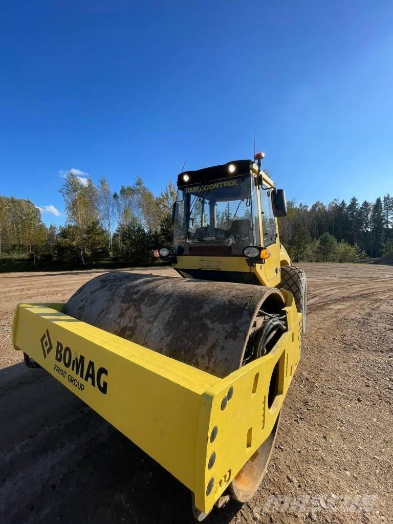 Bomag 213 DH-4 Egydobos hengerek