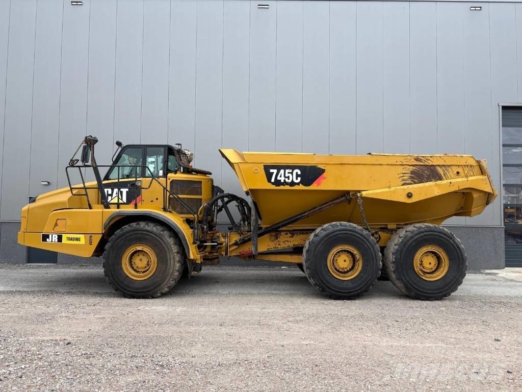 CAT 745 C Csuklósdömperek