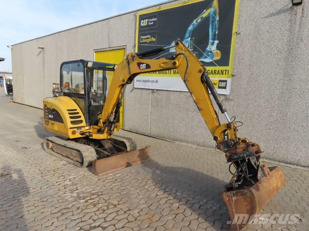 CAT 302.5 C Mini kotrók < 7t
