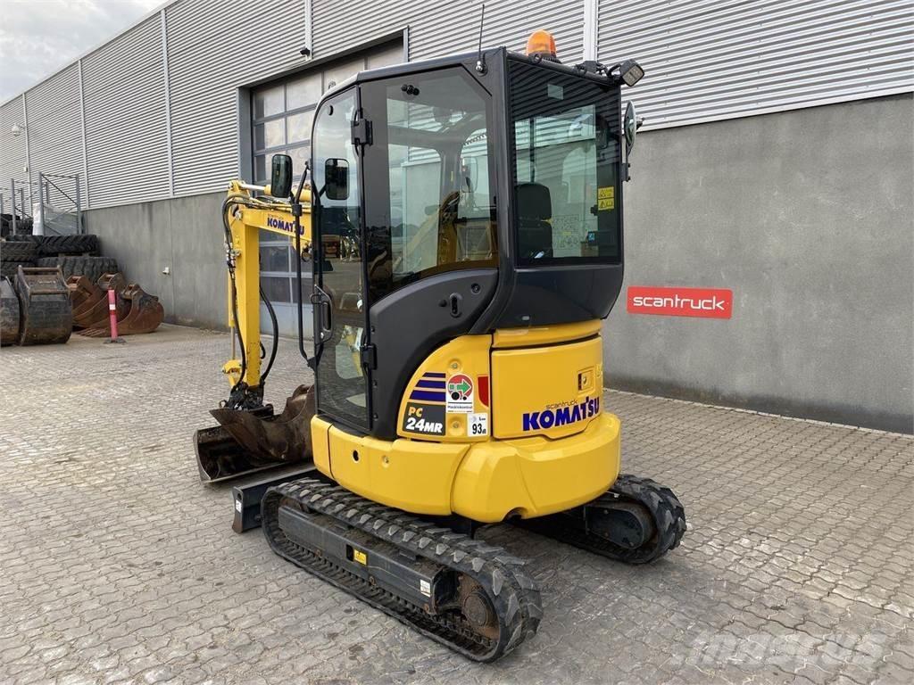 Komatsu PC24MR-5 Gumikerekes kotrók