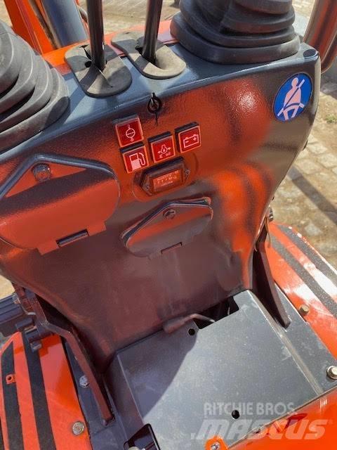 Kubota K 008-3 Mini kotrók < 7t