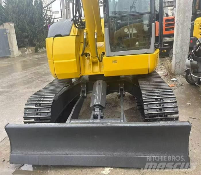 Komatsu PC 78 US-6 Közepes (midi) kotrók 7 t - 12 t