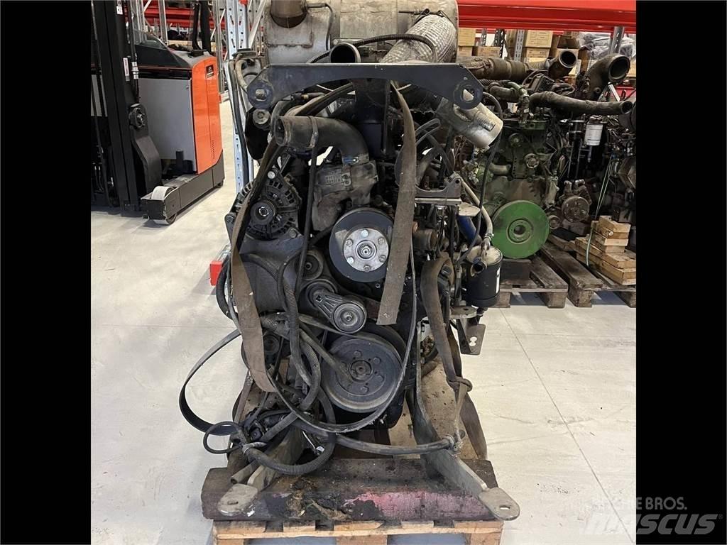 Sisu 74 CWA 4V Motorok