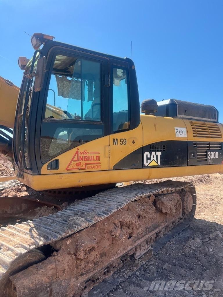 CAT 330 D L ME Lánctalpas kotrók