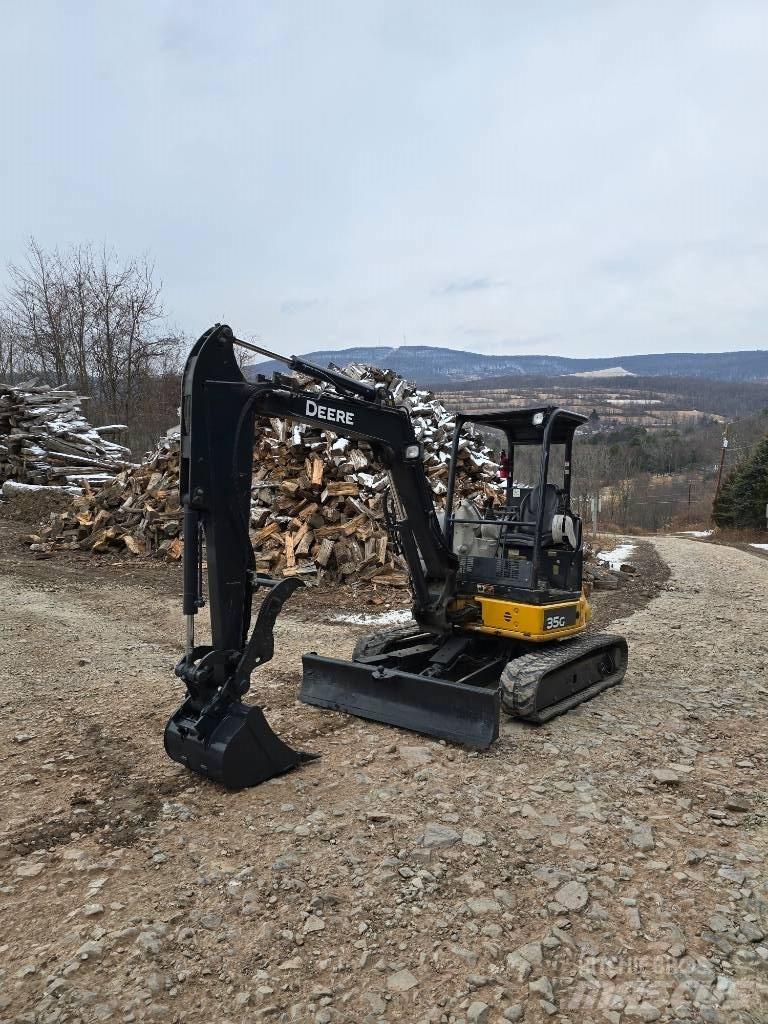 DEERE 35G Mini kotrók < 7t