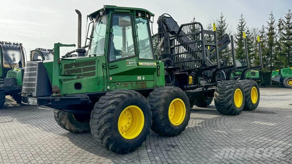 John Deere 1110 D Kihordók