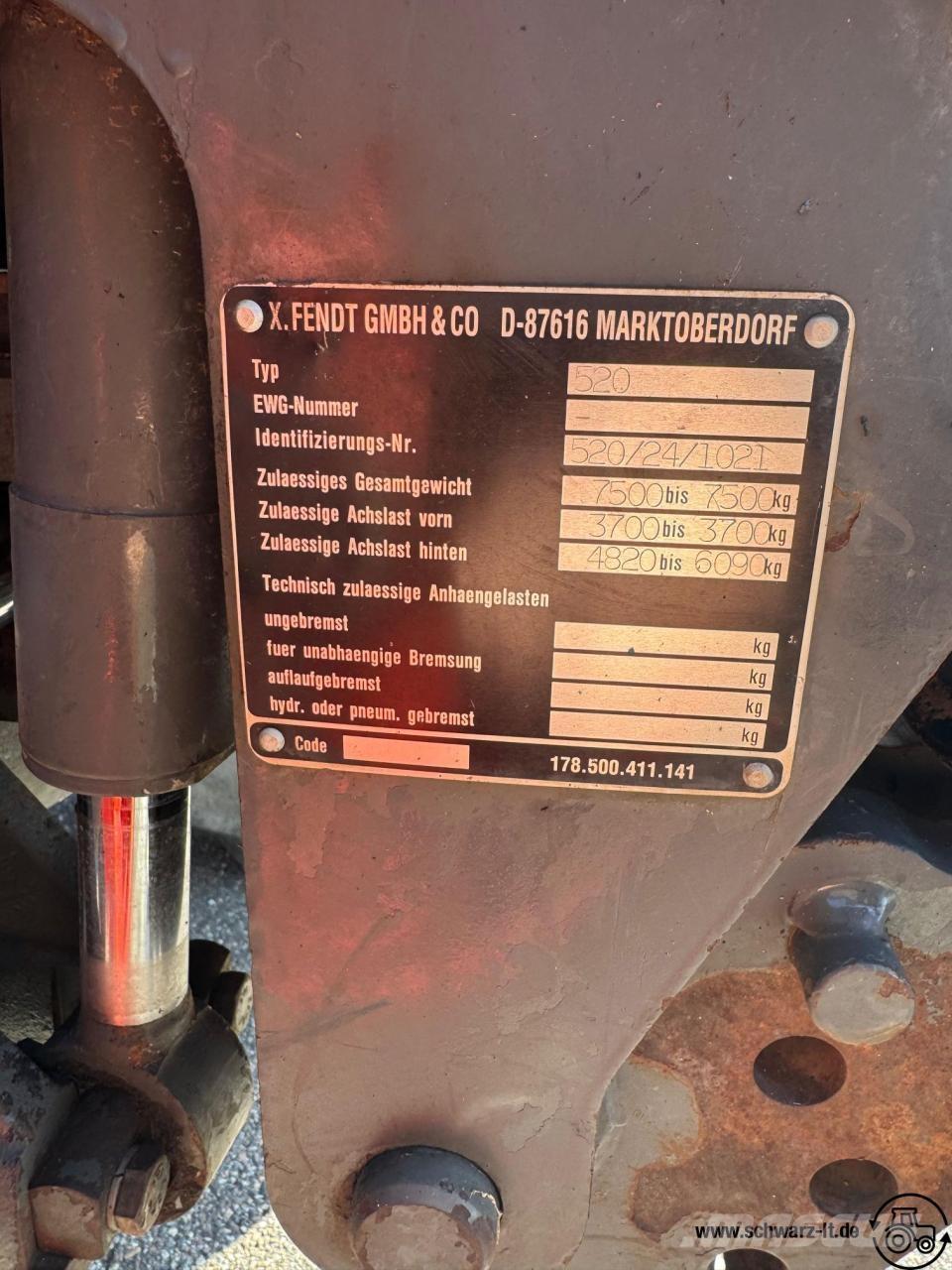 Fendt Xylon 520 Traktorok