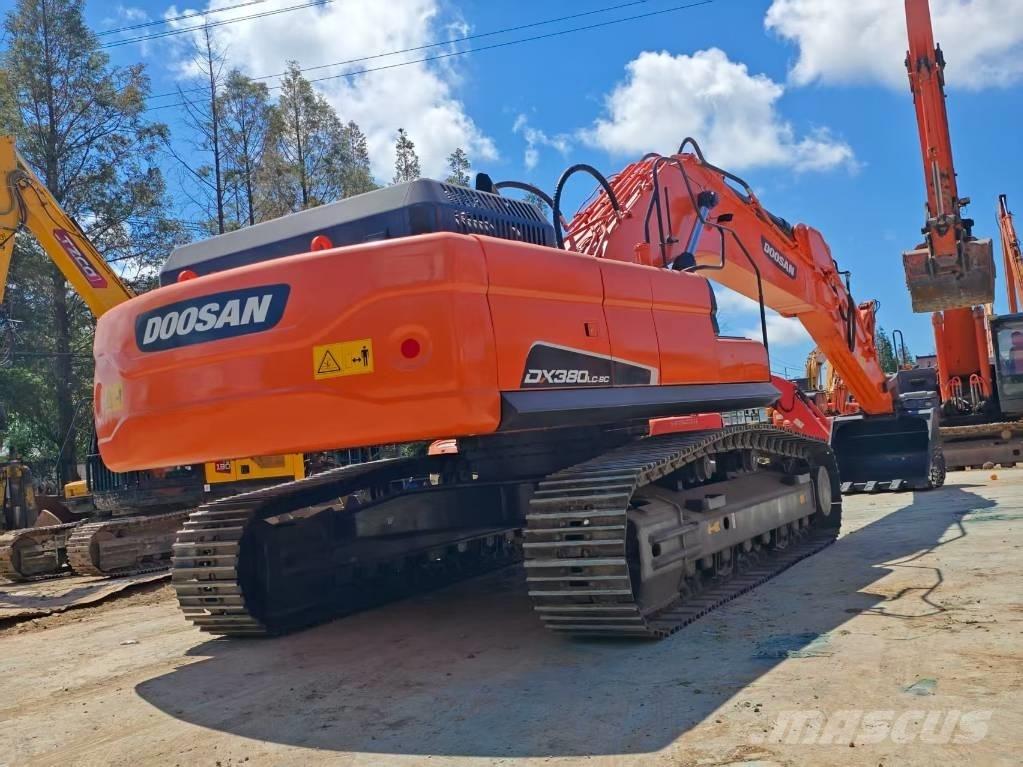 Doosan DX380LC-9 Kétéltű markolók