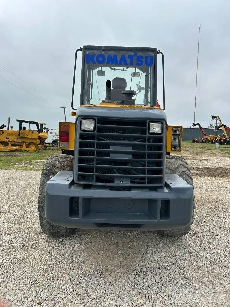 Komatsu WA150-5 Gumikerekes homlokrakodók