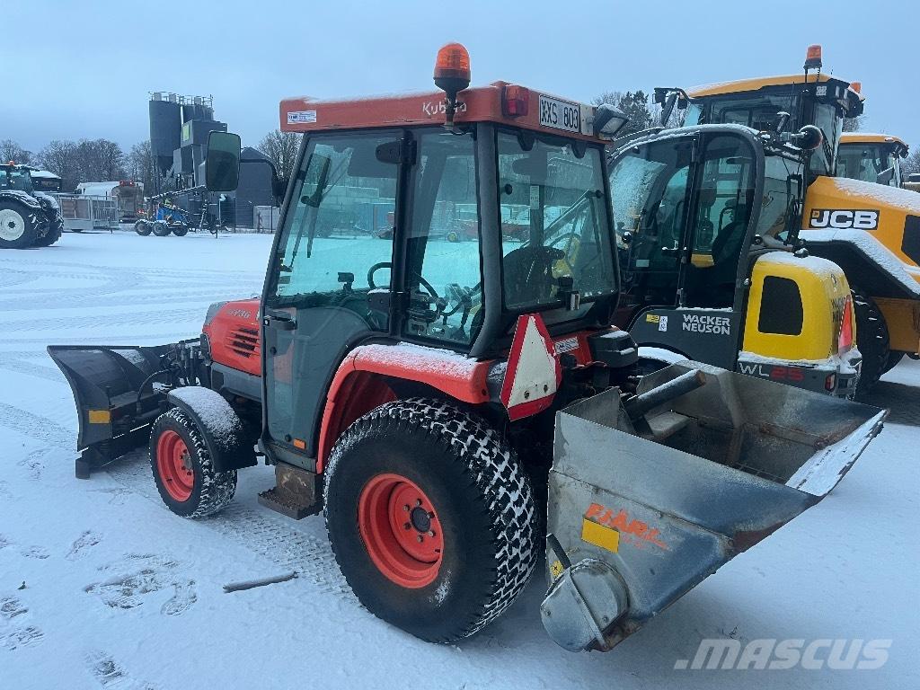 Kubota STV 36 Kompakt traktorok