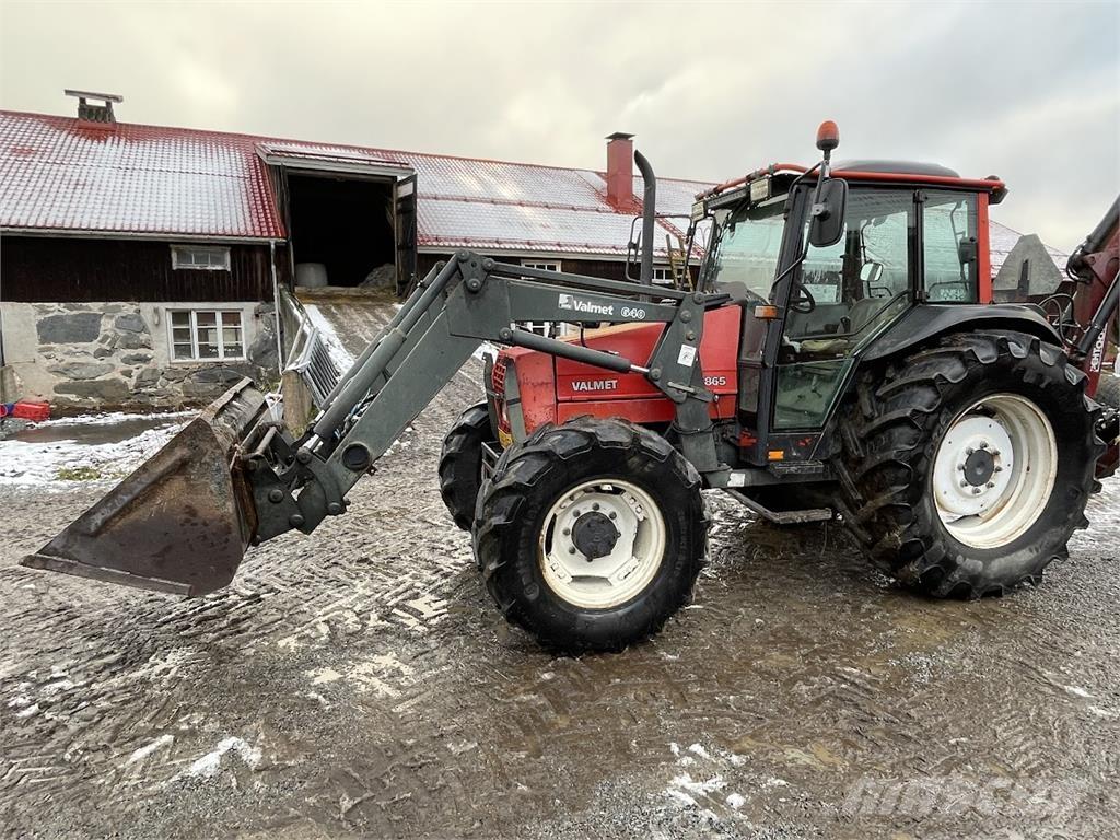 Valmet 865 4x4 Traktorok