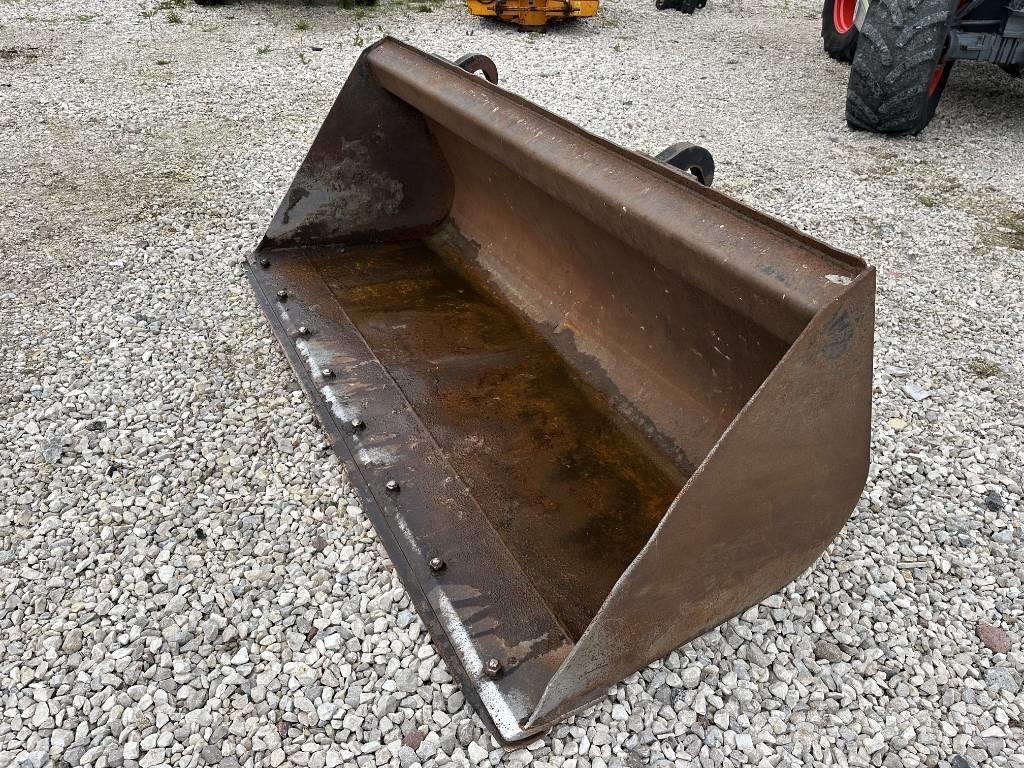  Łyżka JCB 2.2 m Egyéb rakodók - kotrók és tartozékok