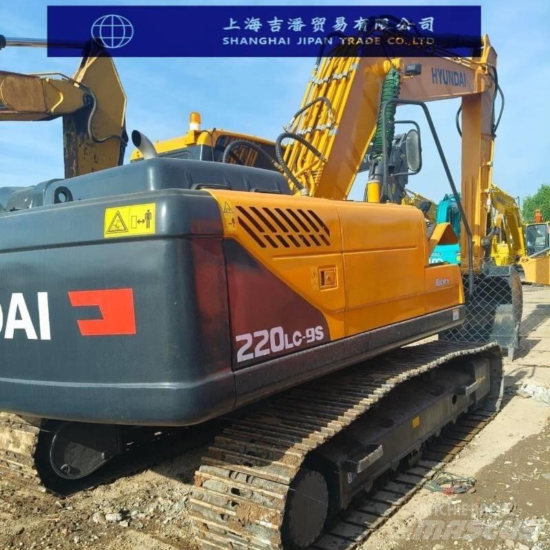 Hyundai R220 Közepes (midi) kotrók 7 t - 12 t