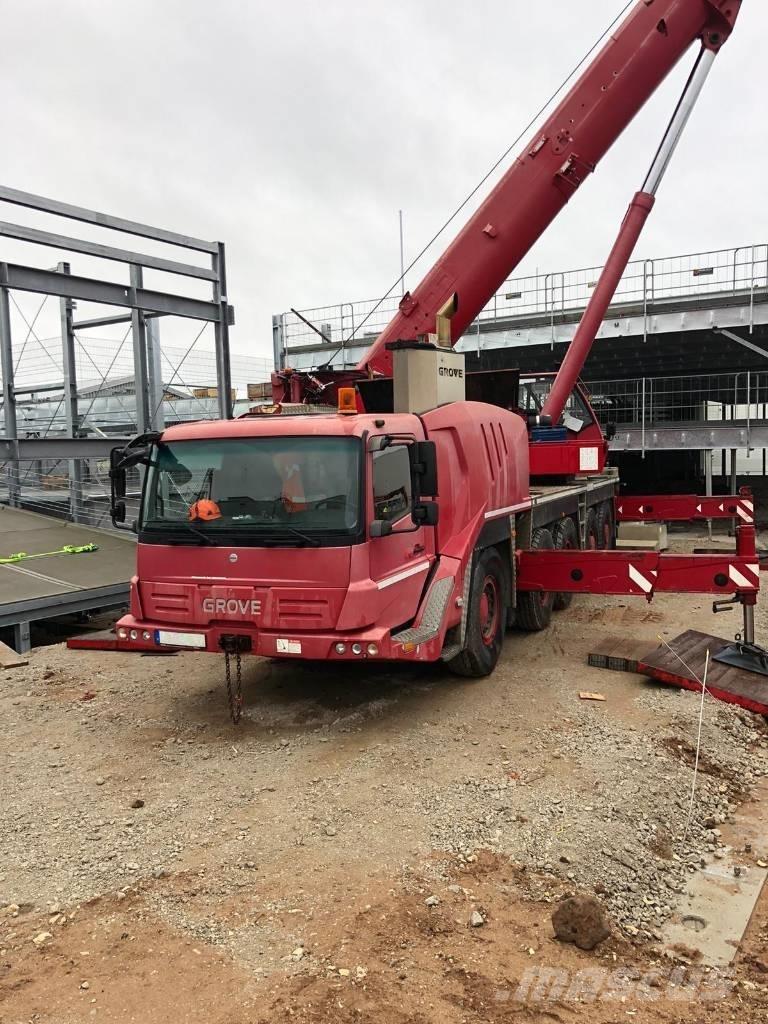 Grove GMK 5130-2 Terepdaruk