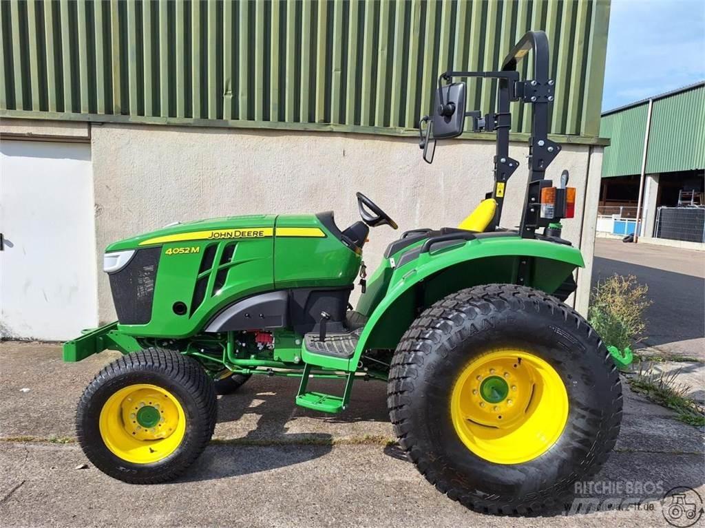 John Deere 4052M Kompakt traktorok