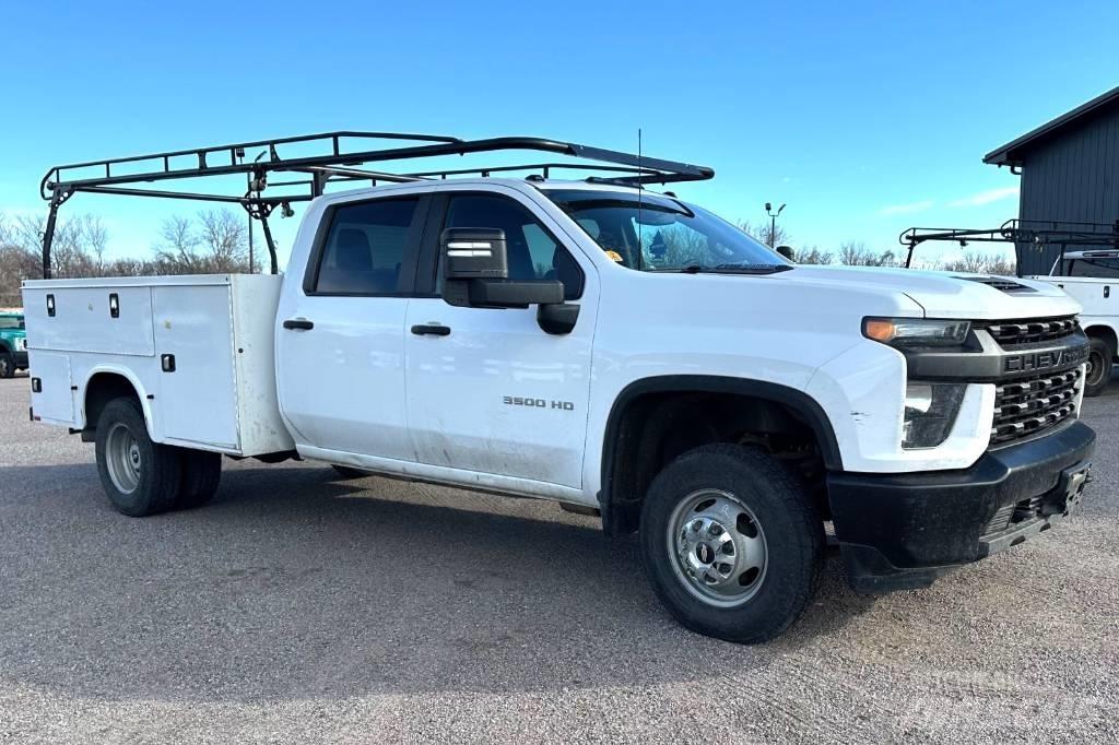 Chevrolet 3500 WT Kis teherszállító/Platós kocsi