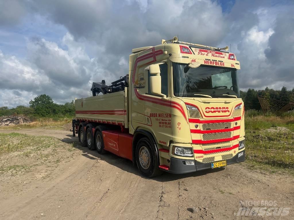 Scania R 520 Tridem Darus teherautók