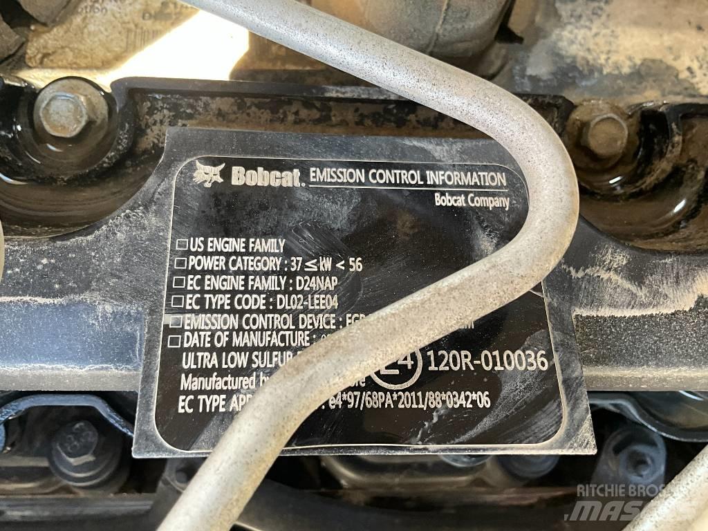 Bobcat E 57 W Gumikerekes kotrók